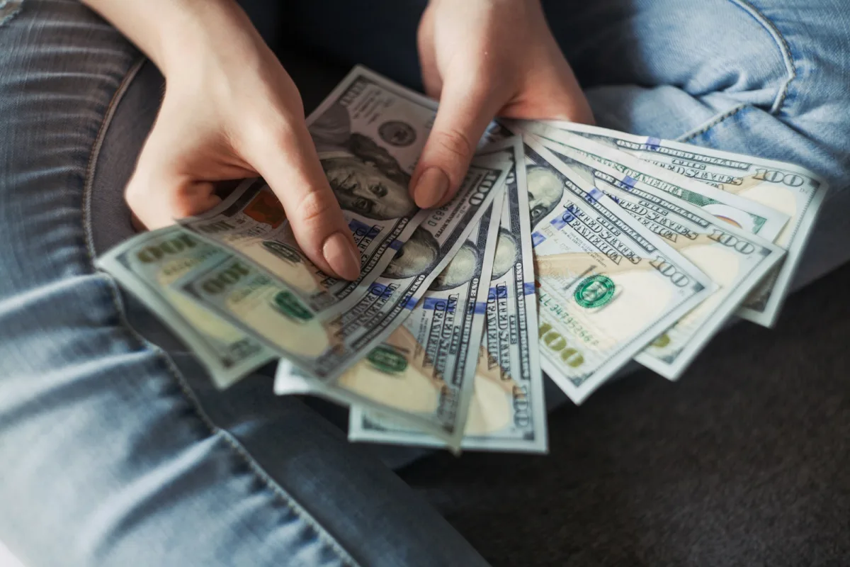 Cash Advance Limits Explained: Why Your Cap Is $300 in One State and $1,000 in Another