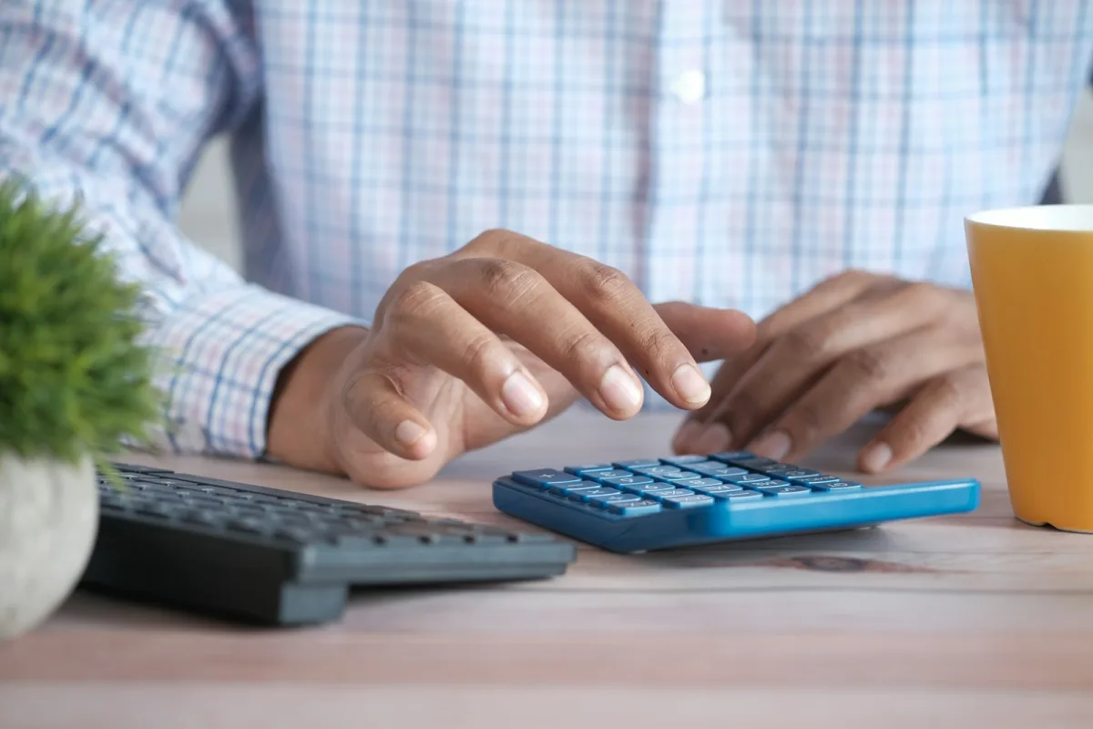 ¿Qué es el APR de adelanto de efectivo? La aritmética detrás del 391%